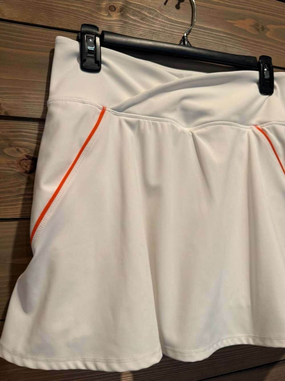 Sincerely Jules White Athletic Skort with Orange Trim Large - Picture 2 of 13